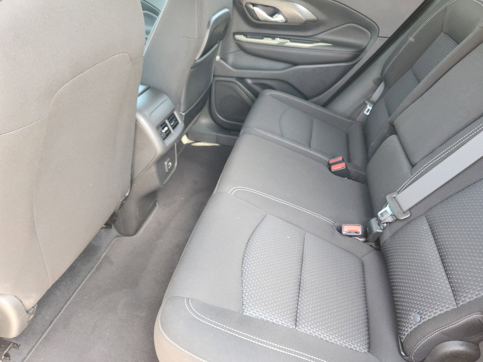Used 2022 GMC Terrain SLE w/ Driver Convenience Package FWD image 12