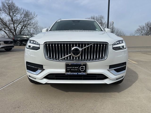Certified 2023 Volvo XC90 B5 Plus image 2