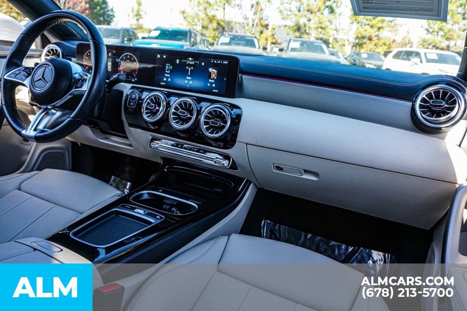 Used 2024 Mercedes-Benz CLA 250 image 24