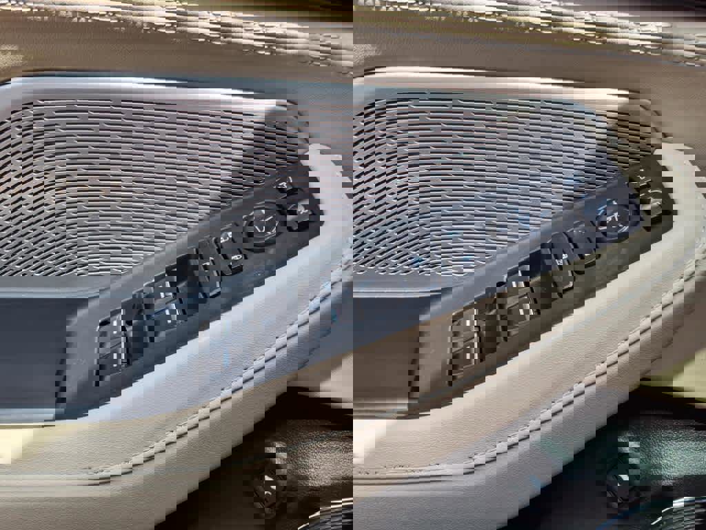 Certified 2024 Acura MDX SH-AWD w/ Advance Package image 14