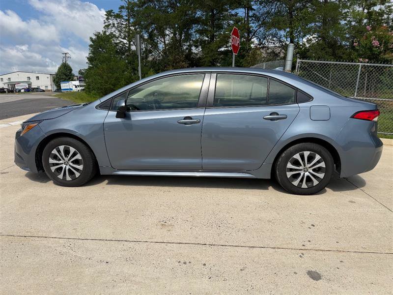 Used 2022 Toyota Corolla LE FWD image 4