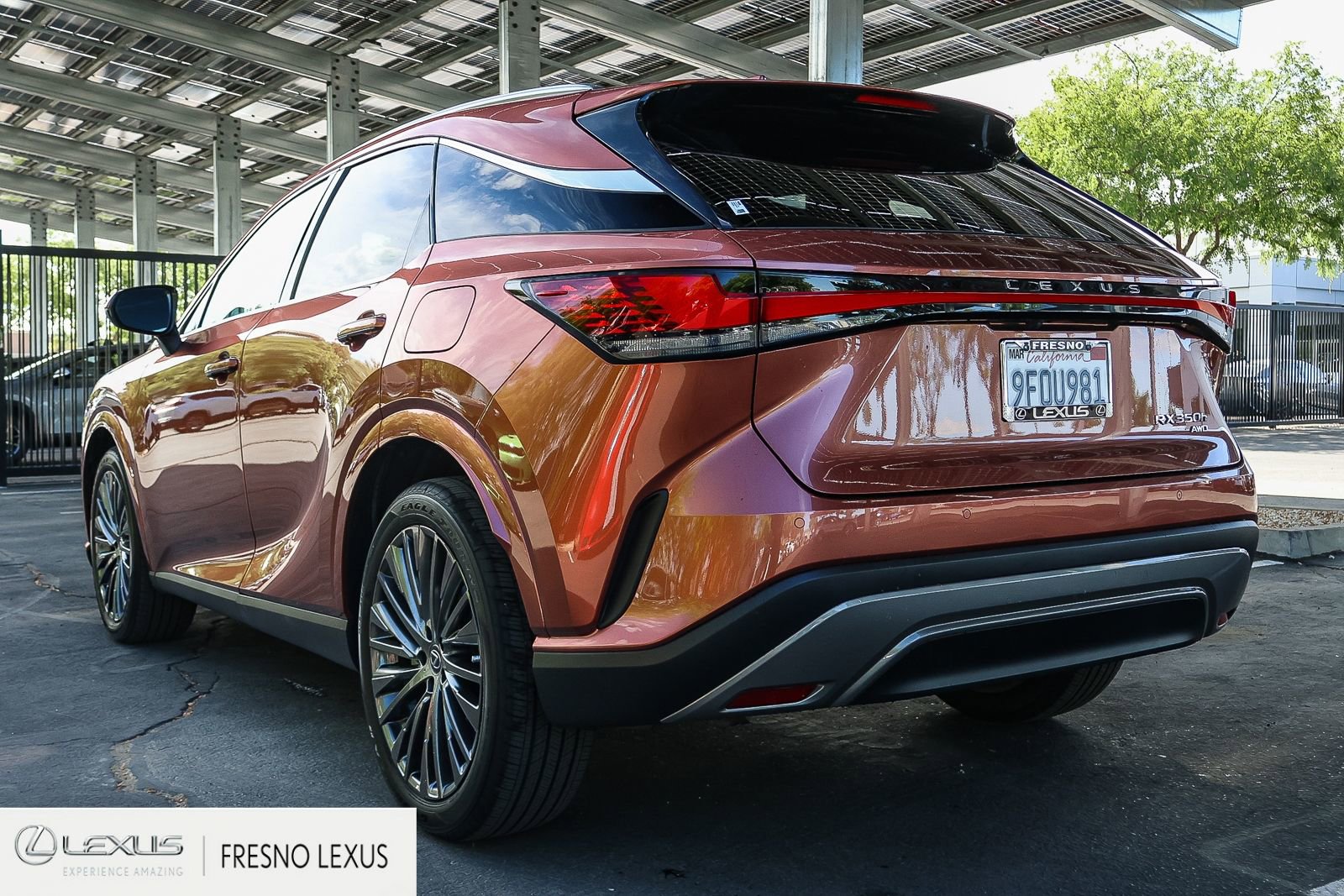Used 2023 Lexus RX 350 w/ Accessory Package (Z1) image 4