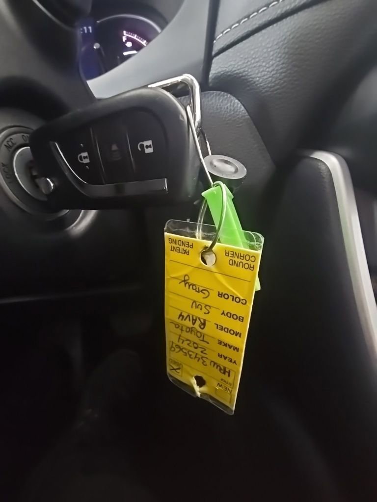 Used 2024 Toyota RAV4 LE image 32