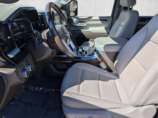 Used 2024 GMC Sierra 2500 SLT w/ SLT Premium Package image 11