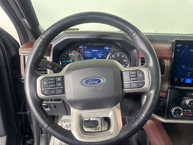 Used 2024 Ford Expedition Limited image 32