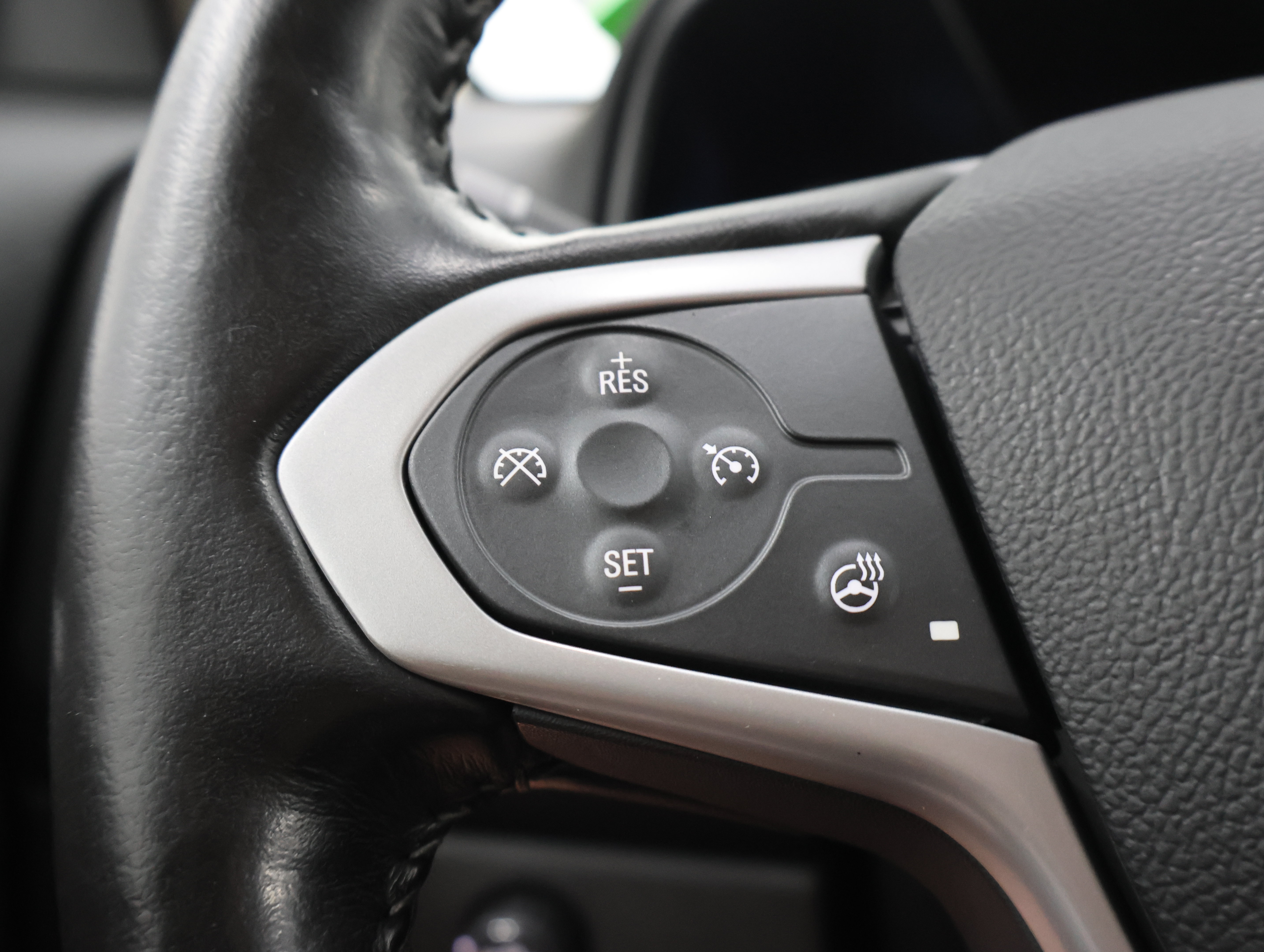 Used 2021 Chevrolet Colorado ZR2 AWD/4WD image 15