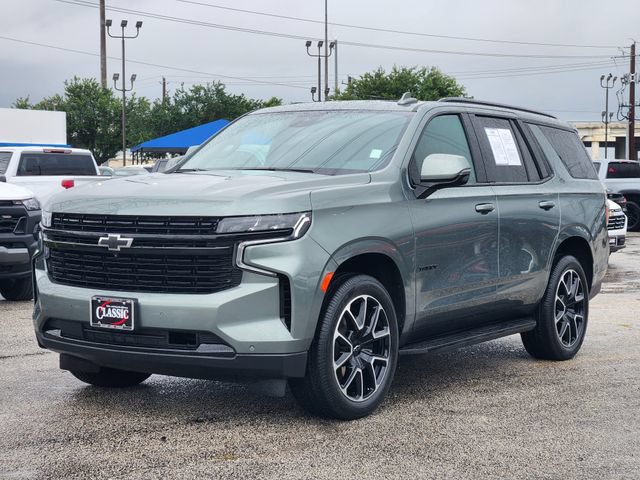 Used 2023 Chevrolet Tahoe RST w/ Luxury Package RWD image 3