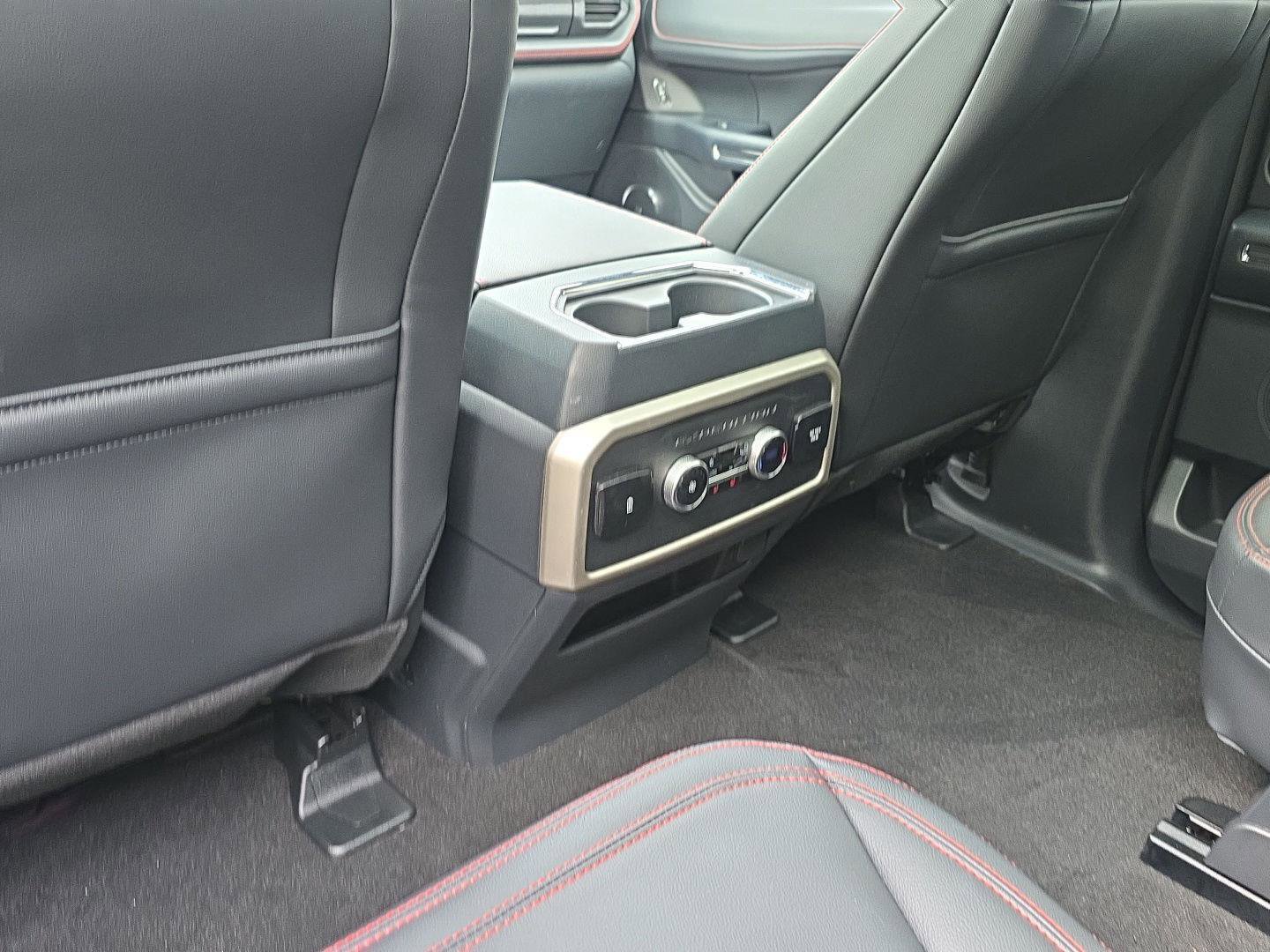 Used 2023 Ford Expedition Limited image 26