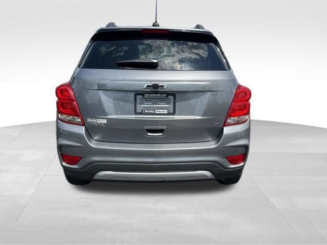 Used 2020 Chevrolet Trax LT w/ Driver Confidence Package FWD image 6