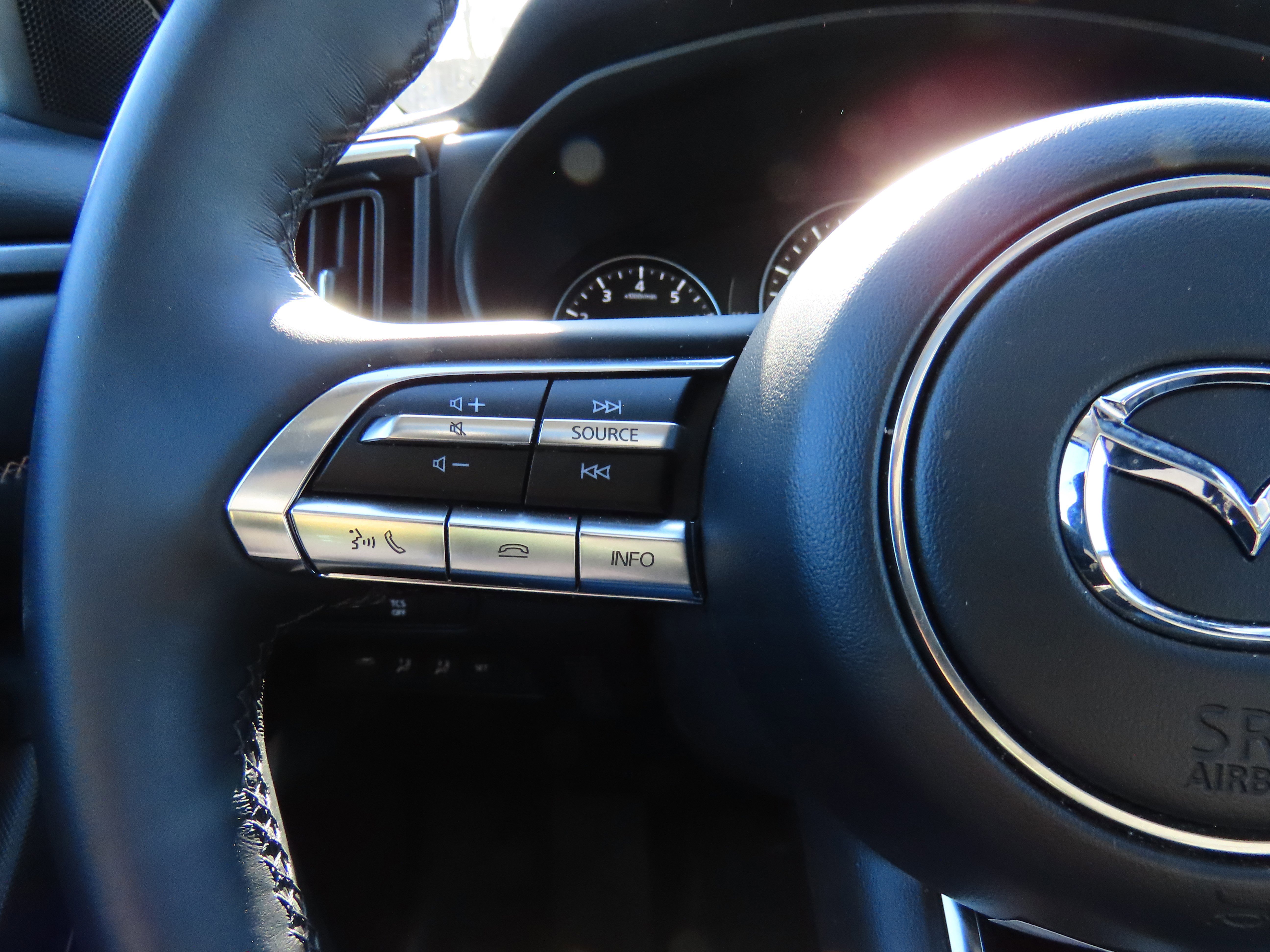 Certified 2025 MAZDA CX-50 AWD 2.5 S w/ Accent Package image 32