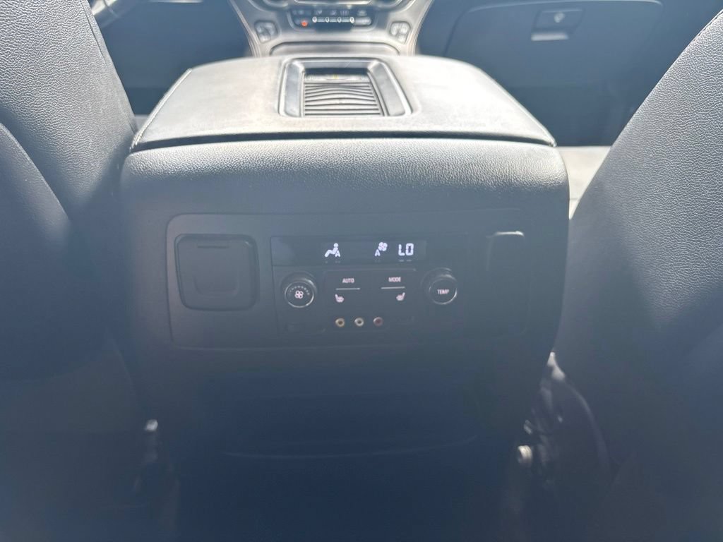 Used 2016 Chevrolet Suburban LTZ AWD/4WD image 15