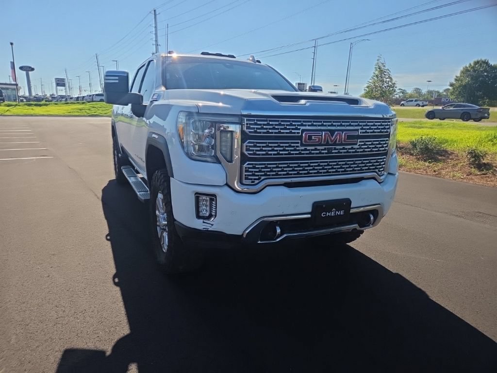 Used 2020 GMC Sierra 2500 Denali w/ Denali Ultimate Package AWD/4WD image 2