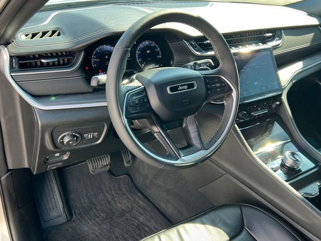 Used 2024 Jeep Grand Cherokee L Limited w/ Luxury Tech Group II image 22