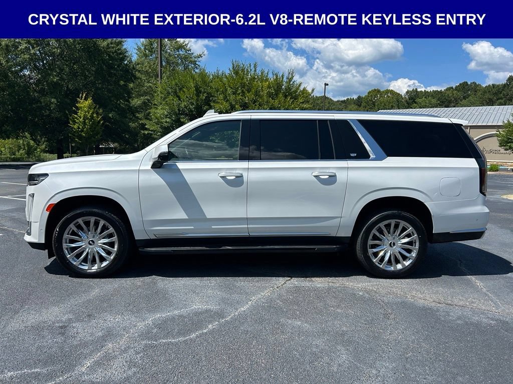 Used 2023 Cadillac Escalade ESV Premium Luxury AWD/4WD image 12