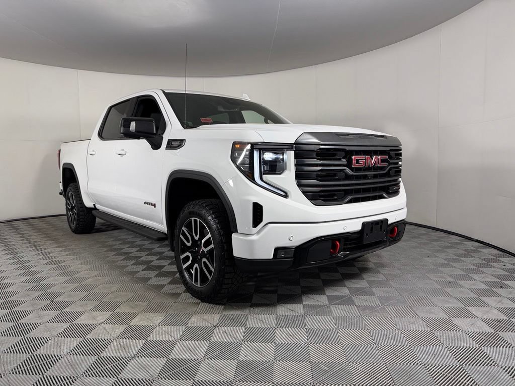 Used 2024 GMC Sierra 1500 AT4 w/ AT4 Premium Package AWD/4WD image 3
