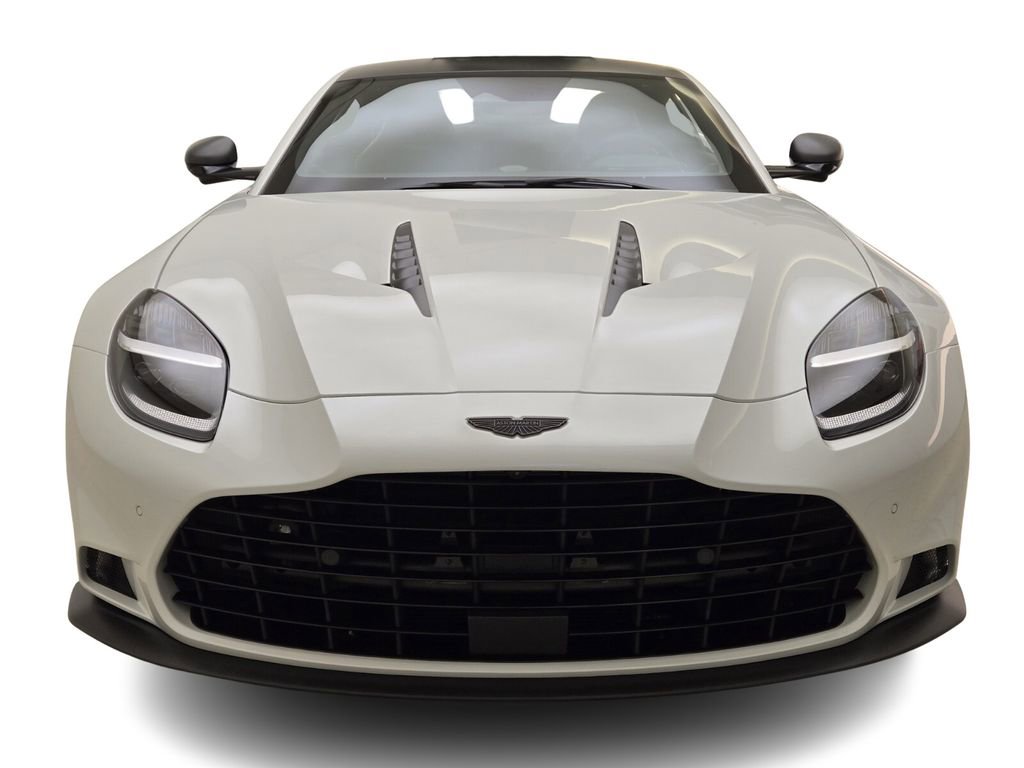 New 2025 Aston Martin Vanquish RWD image 2