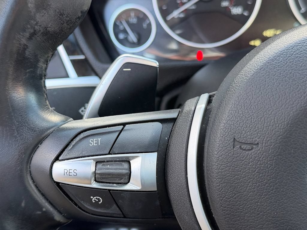 Used 2018 BMW 340i Sedan w/ Premium Package RWD image 26