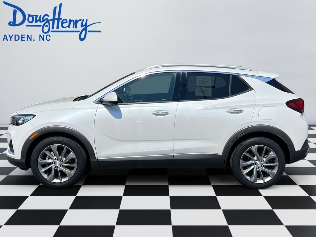 Used 2023 Buick Encore GX Essence w/ Advanced Technology Package image 2