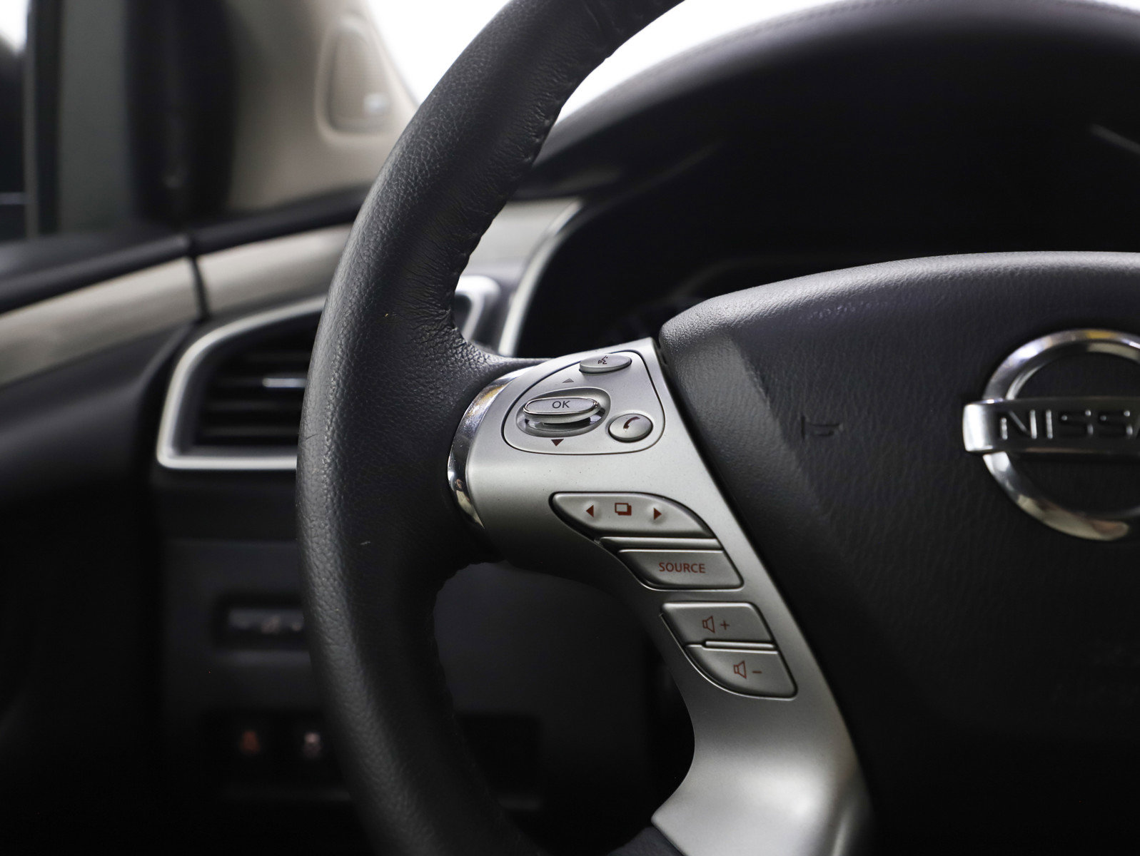 Used 2017 Nissan Murano Platinum AWD/4WD image 26