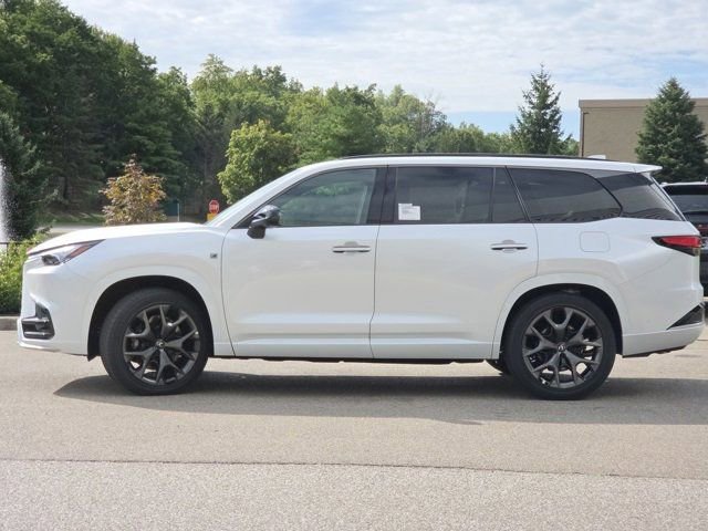 New 2025 Lexus TX 500h AWD image 23