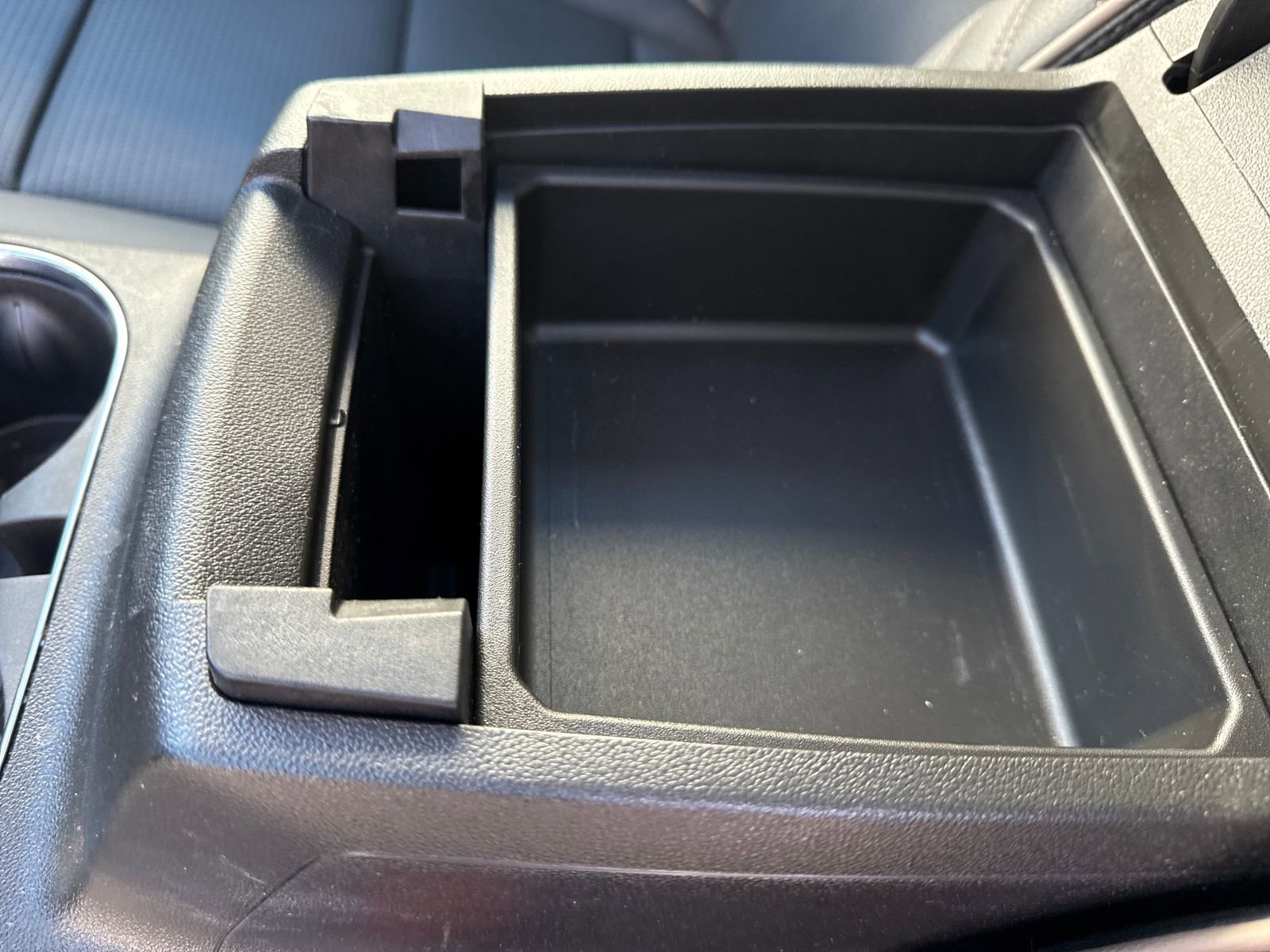 Used 2025 GMC Canyon Denali image 26