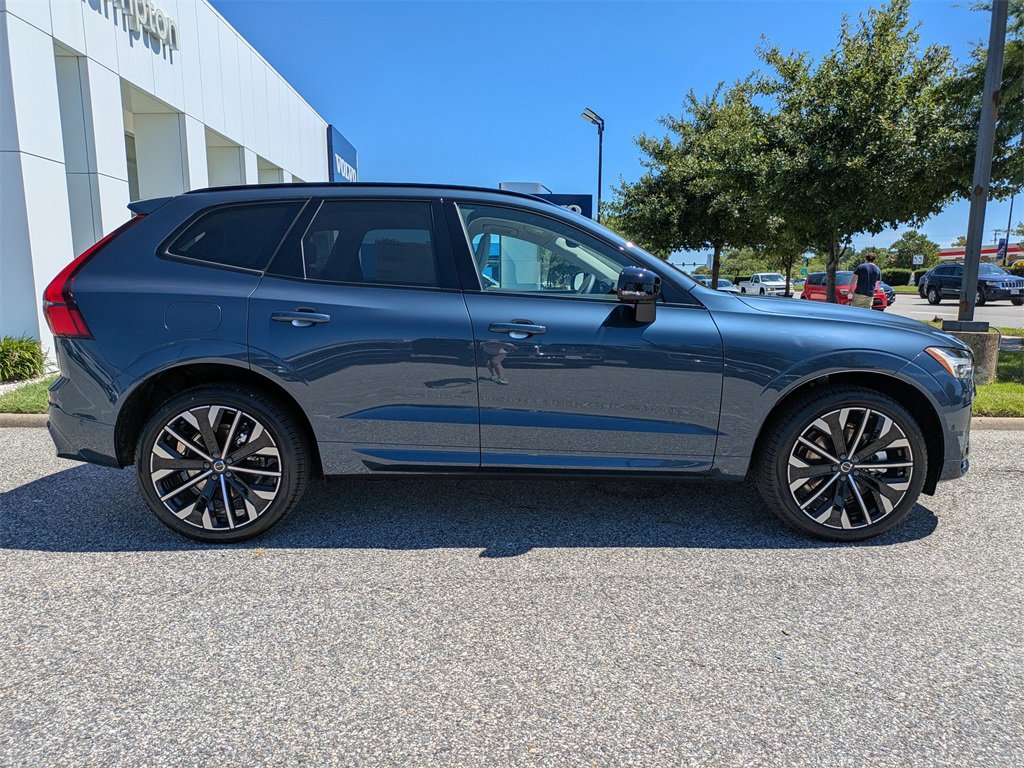 New 2026 Volvo XC60 T8 Ultra w/ Protection Package Premier image 3