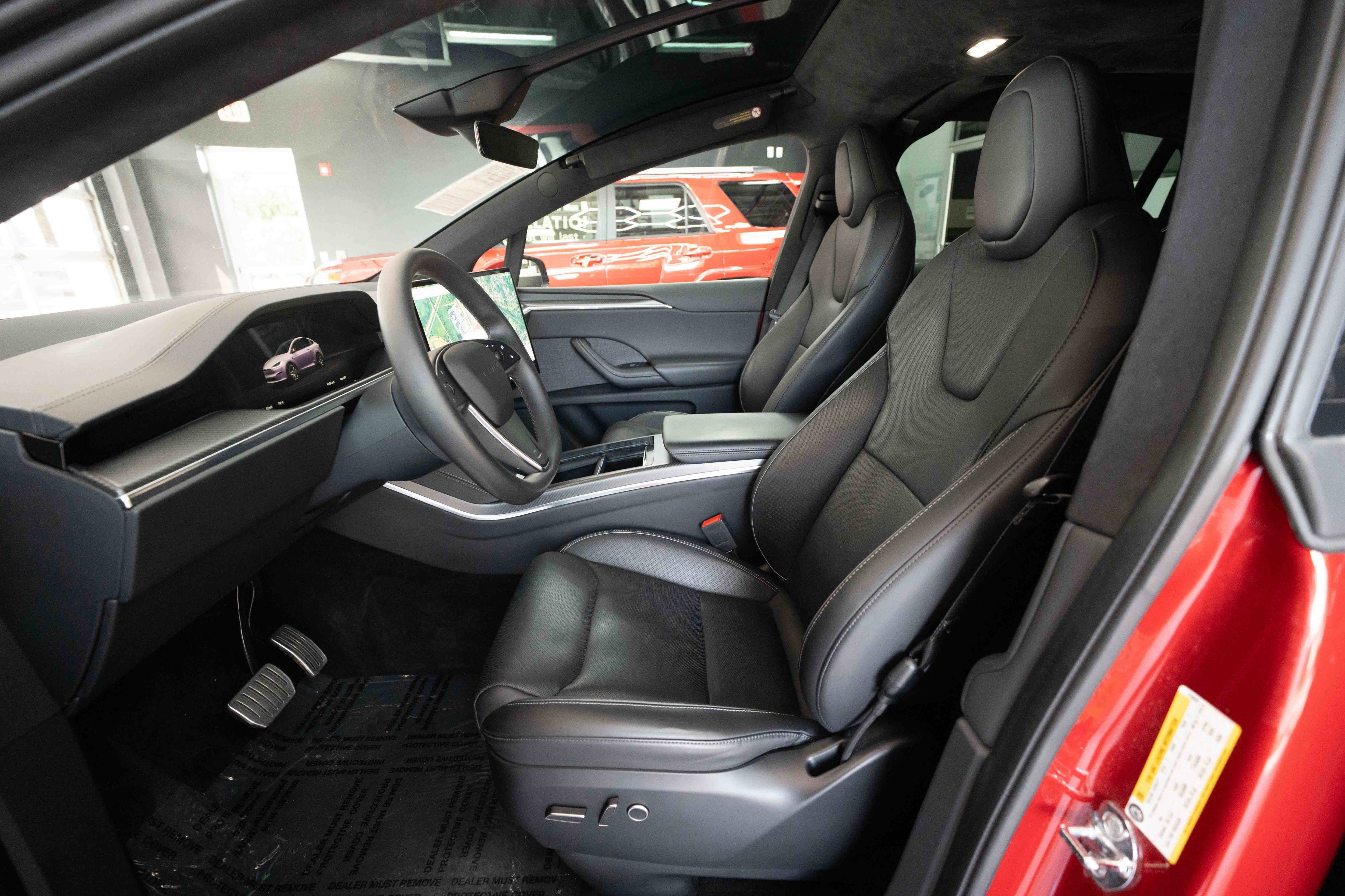 Used 2023 Tesla Model X Plaid image 9