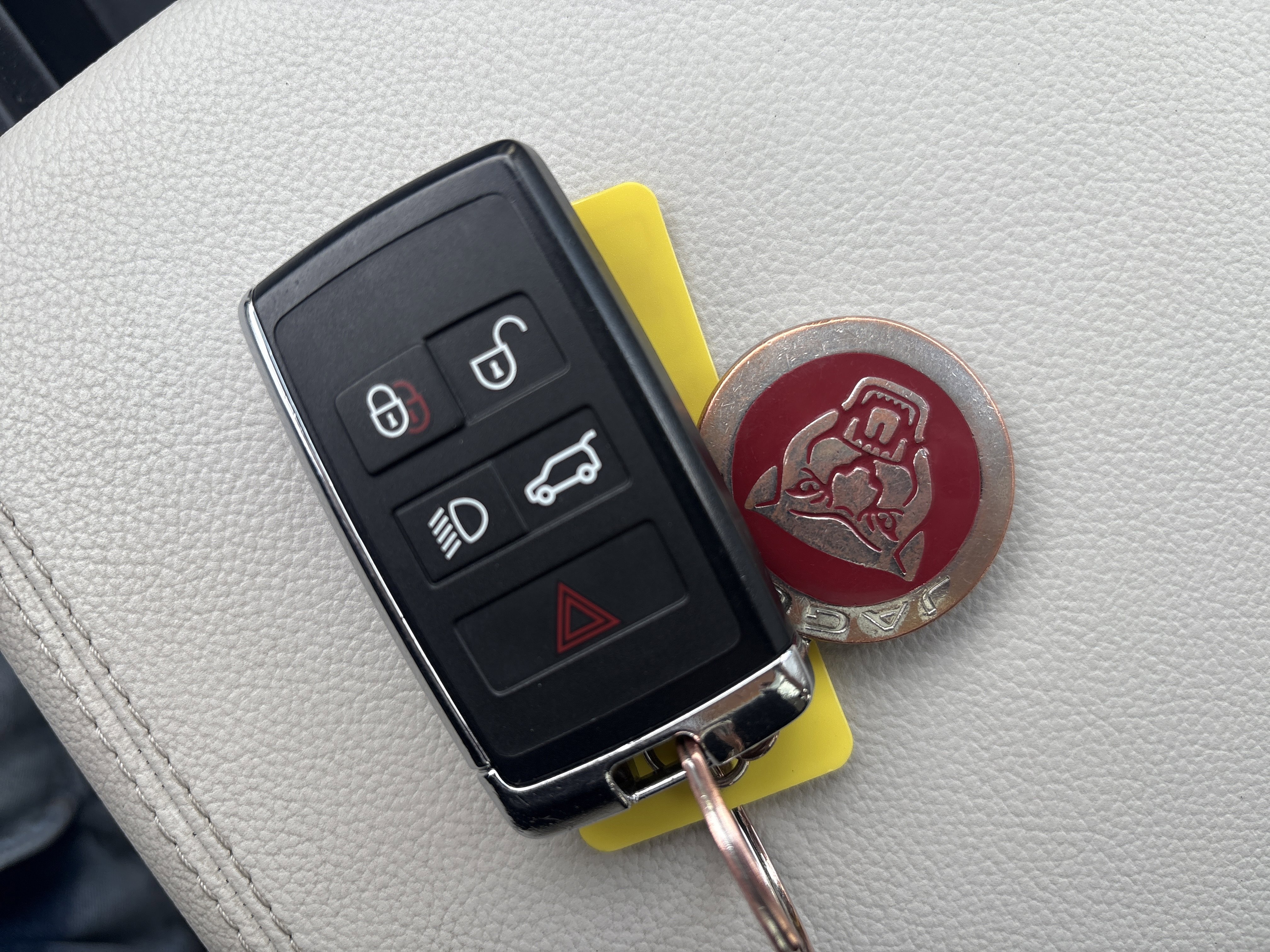 Used 2022 Jaguar F-PACE S image 30