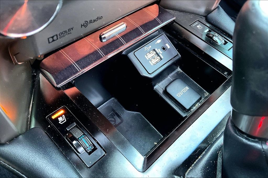 Used 2020 Lexus GX 460 Premium w/ Premium Package image 32