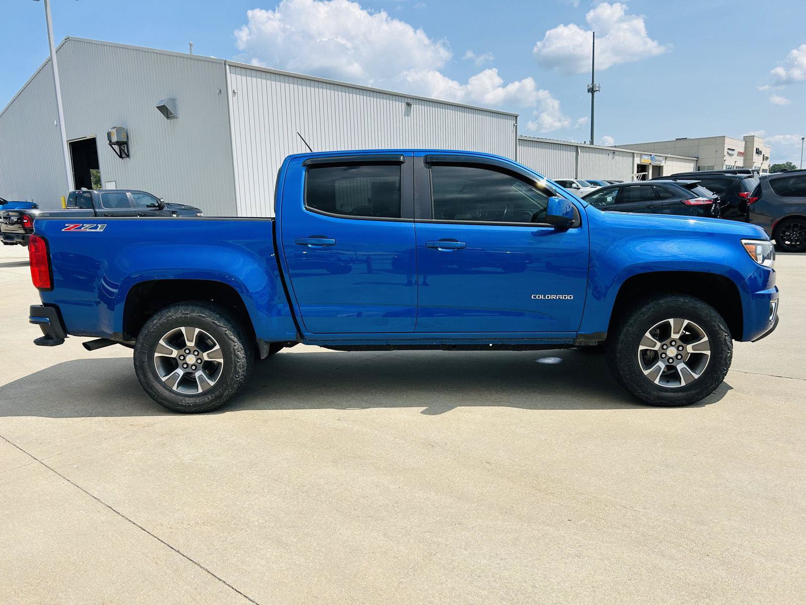 Used 2020 Chevrolet Colorado Z71 AWD/4WD image 36