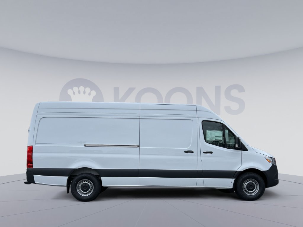 Used 2026 Mercedes-Benz Sprinter 2500 image 7