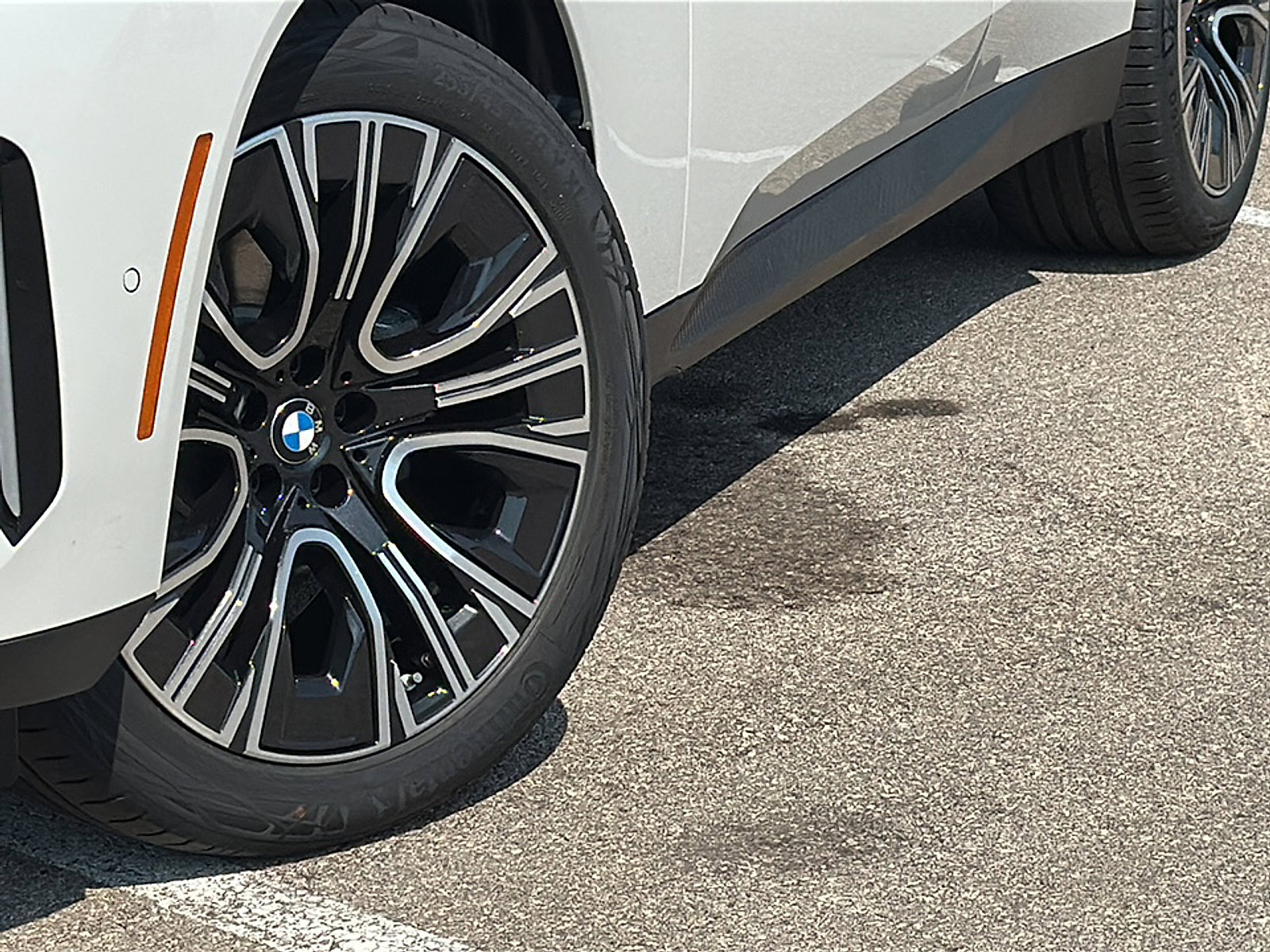 New 2026 BMW X3 xDrive30 w/ Premium Package image 3