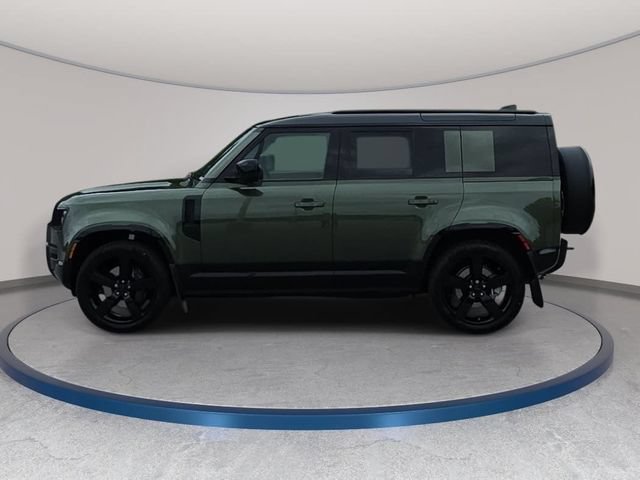 New 2026 Land Rover Defender 110 X-Dynamic SE AWD/4WD image 8