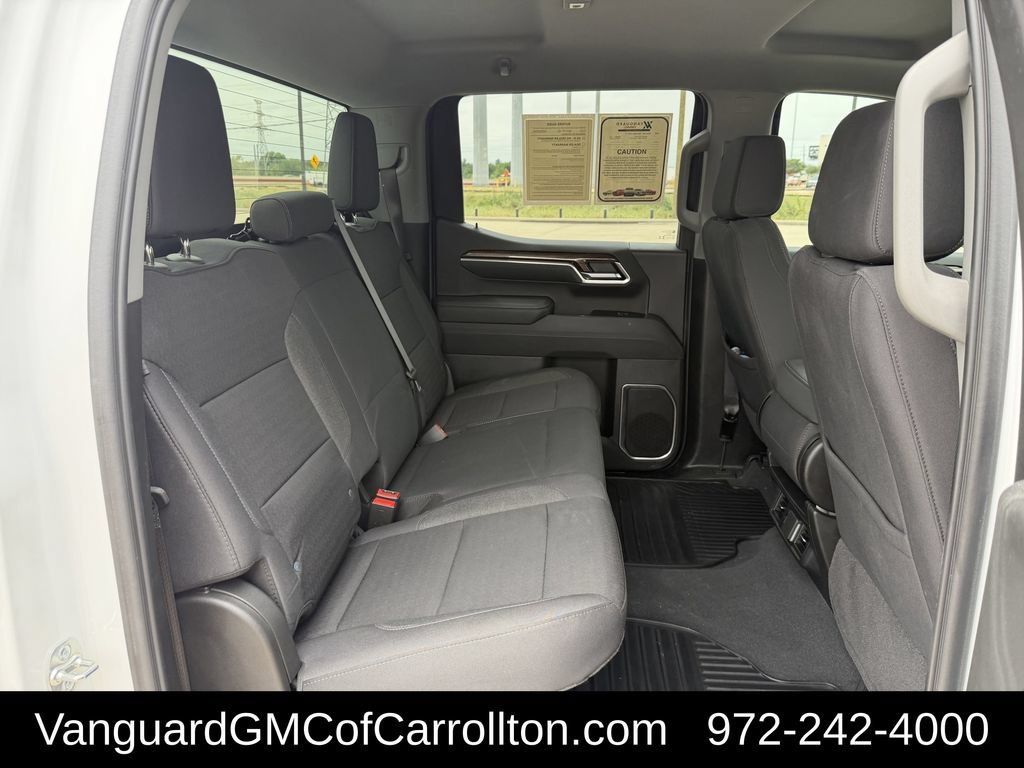 Used 2025 Chevrolet Silverado 1500 LT AWD/4WD image 31