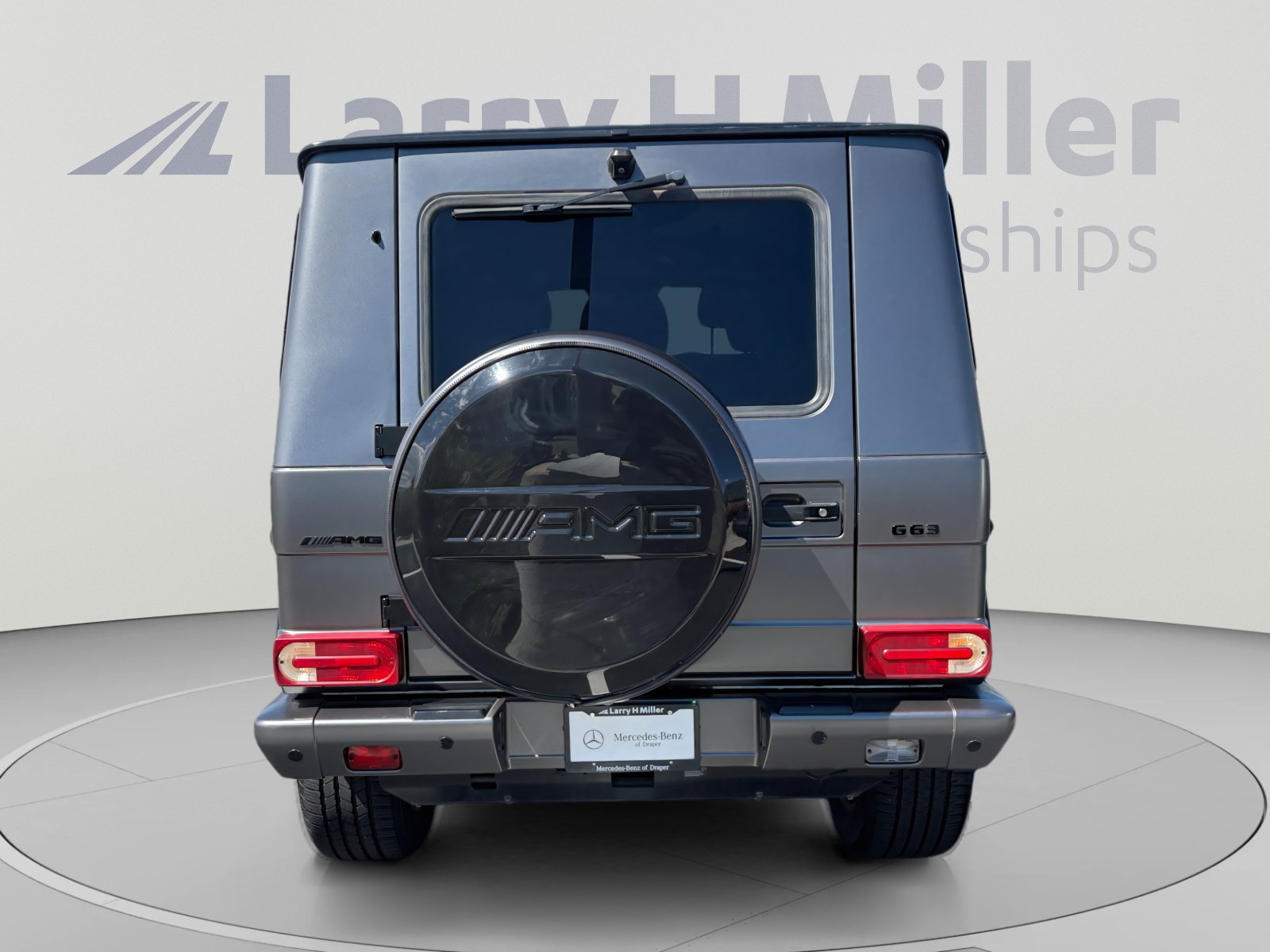 Used 2017 Mercedes-Benz G 63 AMG 4MATIC image 4