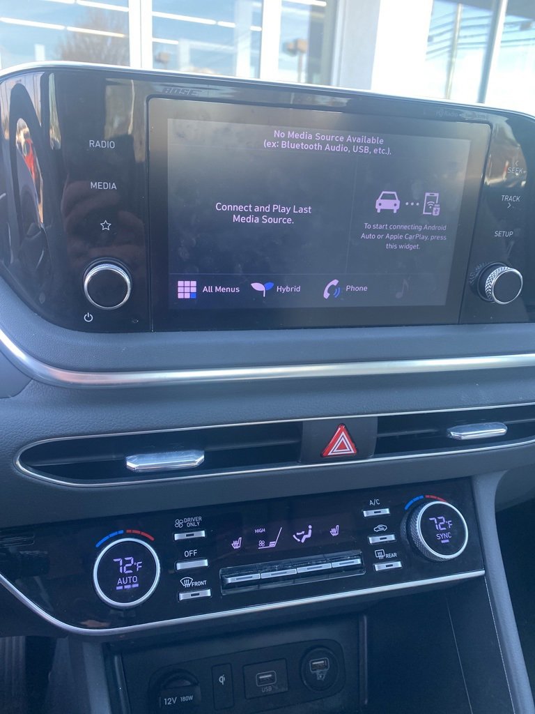 Used 2022 Hyundai Sonata SEL w/ Winter Weather Package image 6