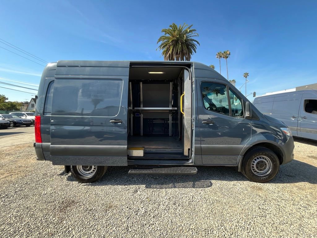 Used 2019 Mercedes-Benz Sprinter 144 image 5