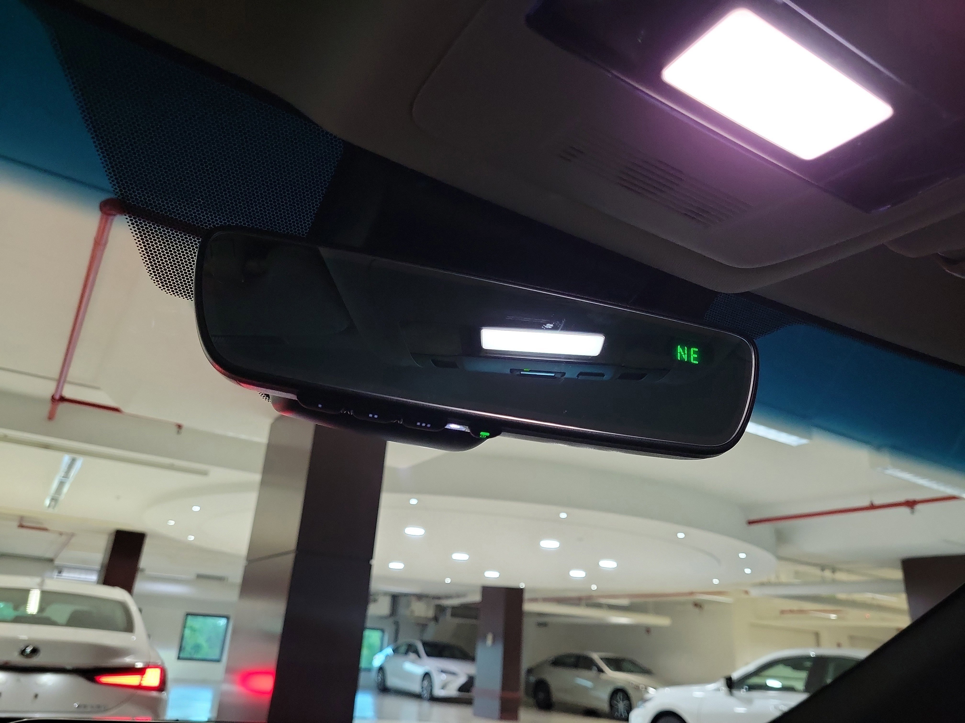 New 2025 Lexus ES 350 w/ Premium Package image 15