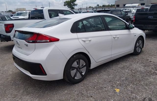 Used 2018 Hyundai Ioniq Blue FWD image 4