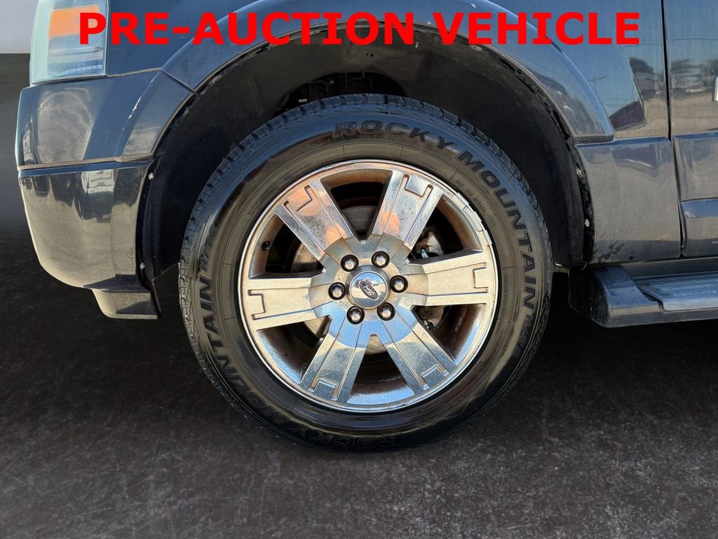 Used 2008 Ford Expedition Limited RWD image 9