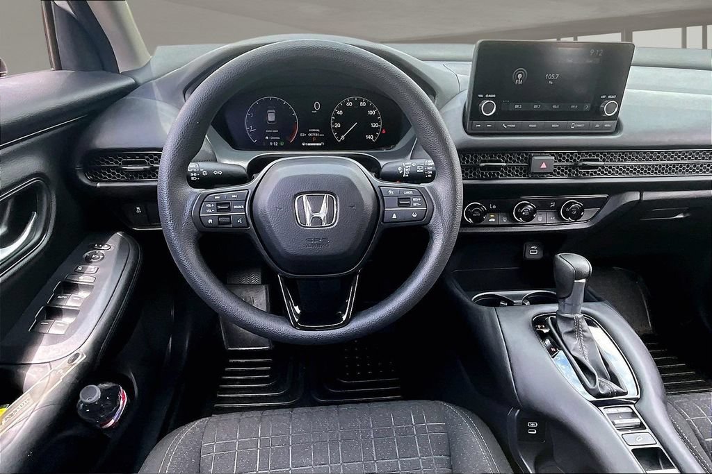 Certified 2025 Honda HR-V LX image 8
