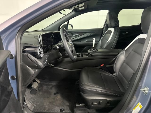 Used 2024 Chevrolet Blazer EV LT image 11
