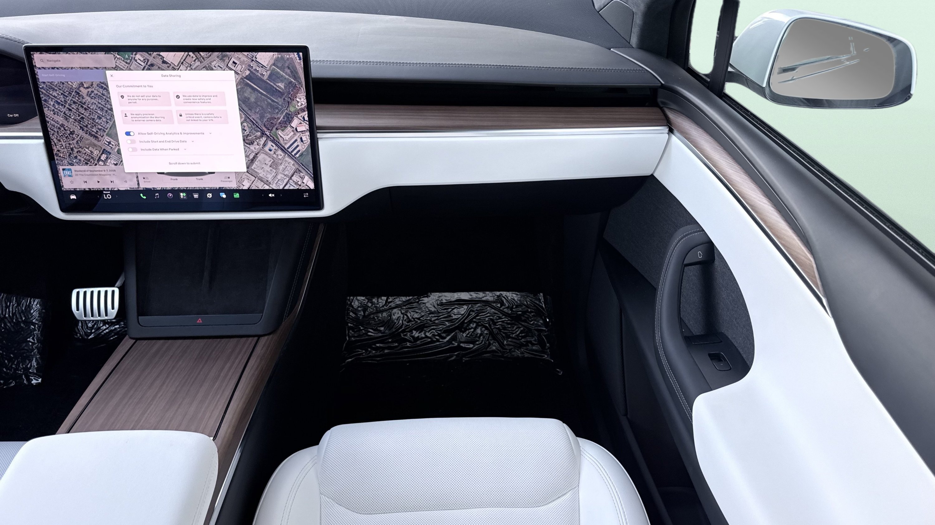 Used 2025 Tesla Model X AWD/4WD image 53