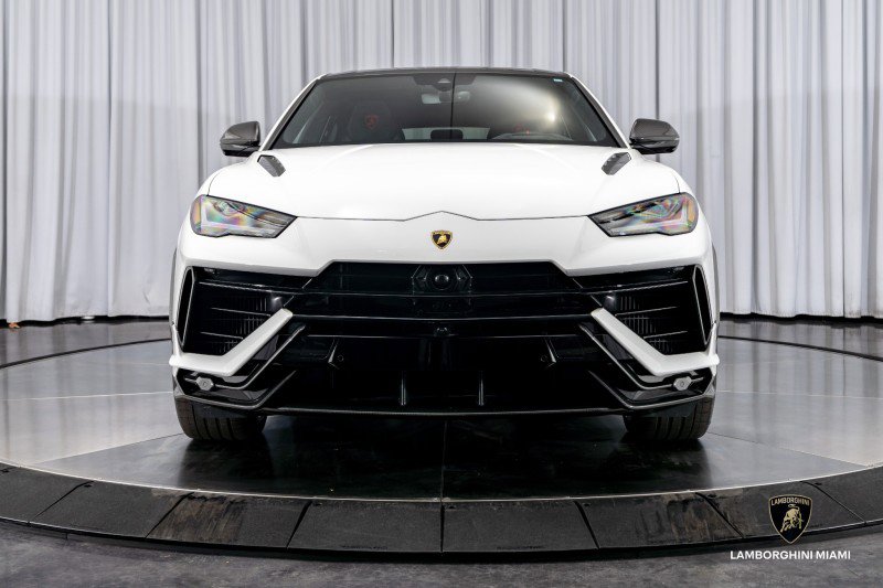 Used 2023 Lamborghini Urus Performante image 3