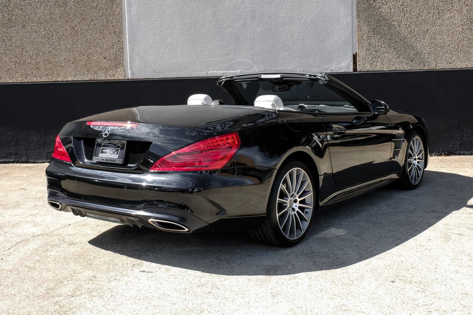 Used 2020 Mercedes-Benz SL 550 image 13
