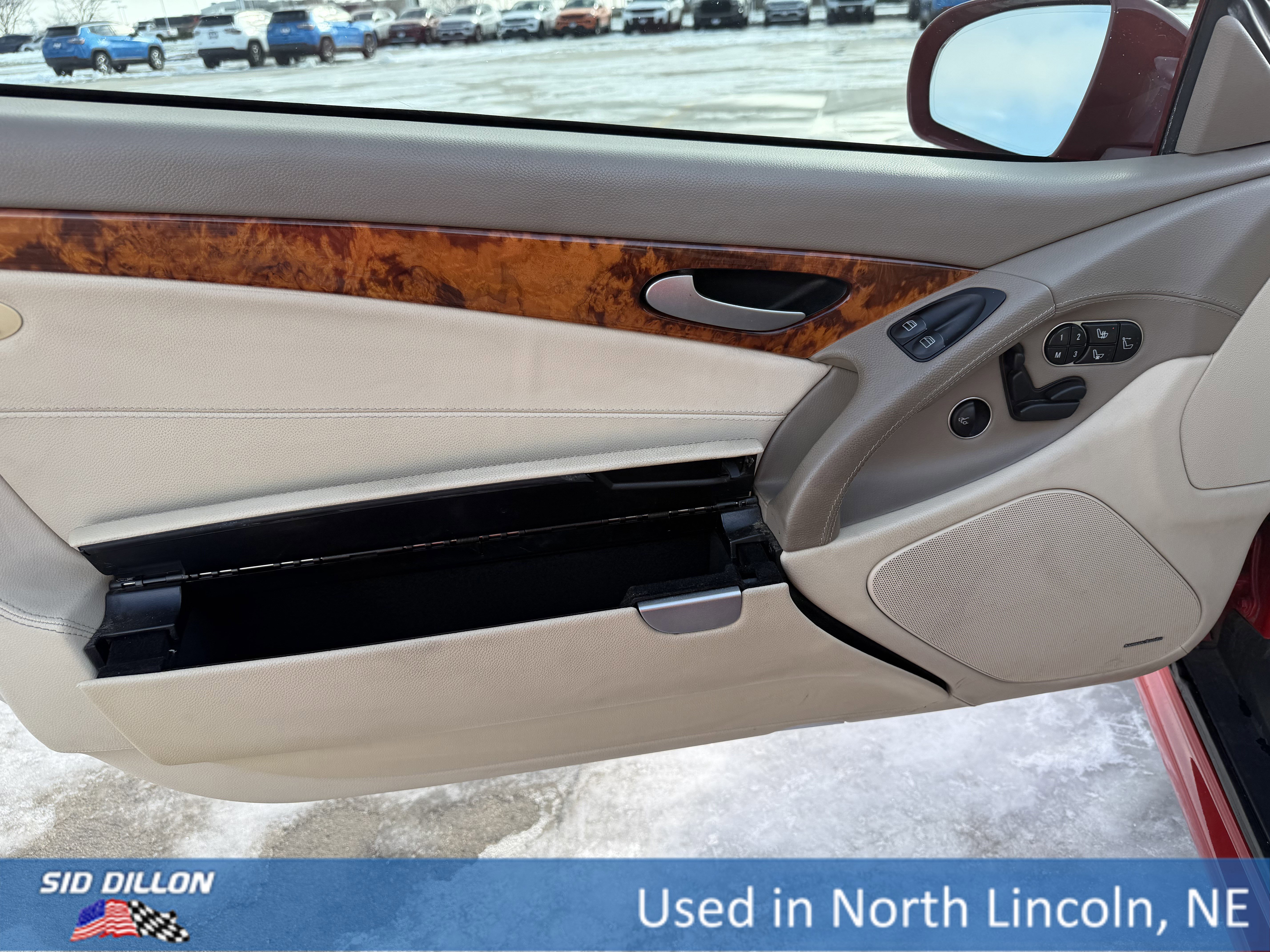 Used 2011 Mercedes-Benz SL 550 image 17