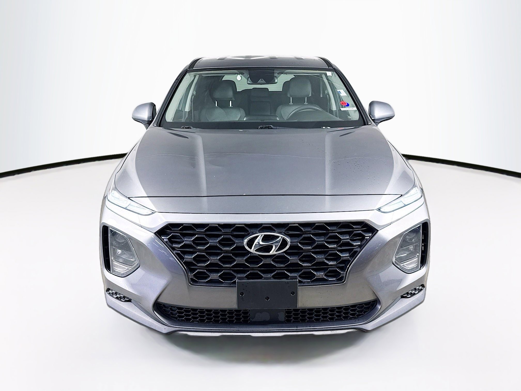 Used 2020 Hyundai Santa Fe SE image 3