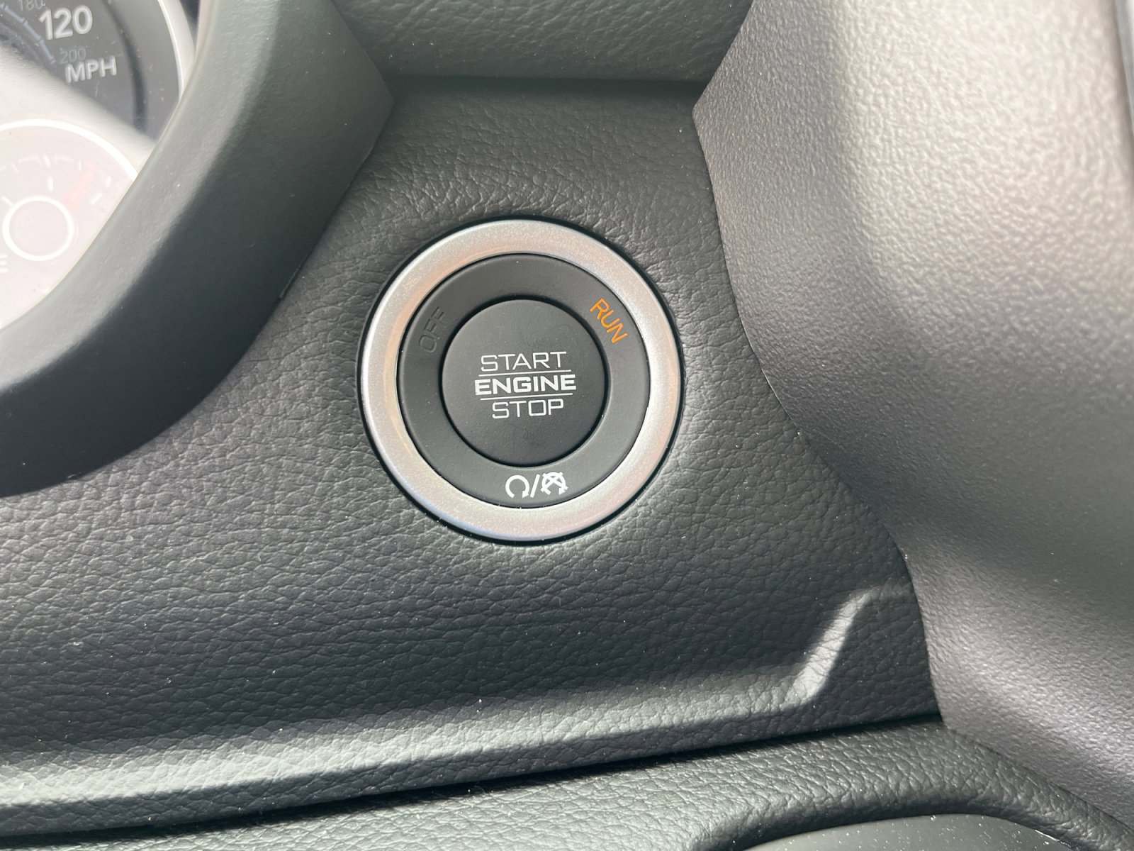 Used 2026 RAM 1500 Laramie w/ Sport Appearance Package image 30