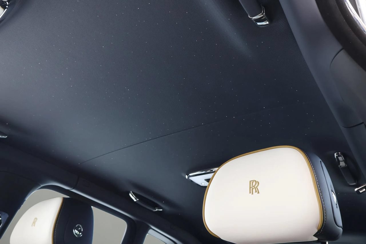 New 2026 Rolls-Royce Cullinan AWD/4WD image 27