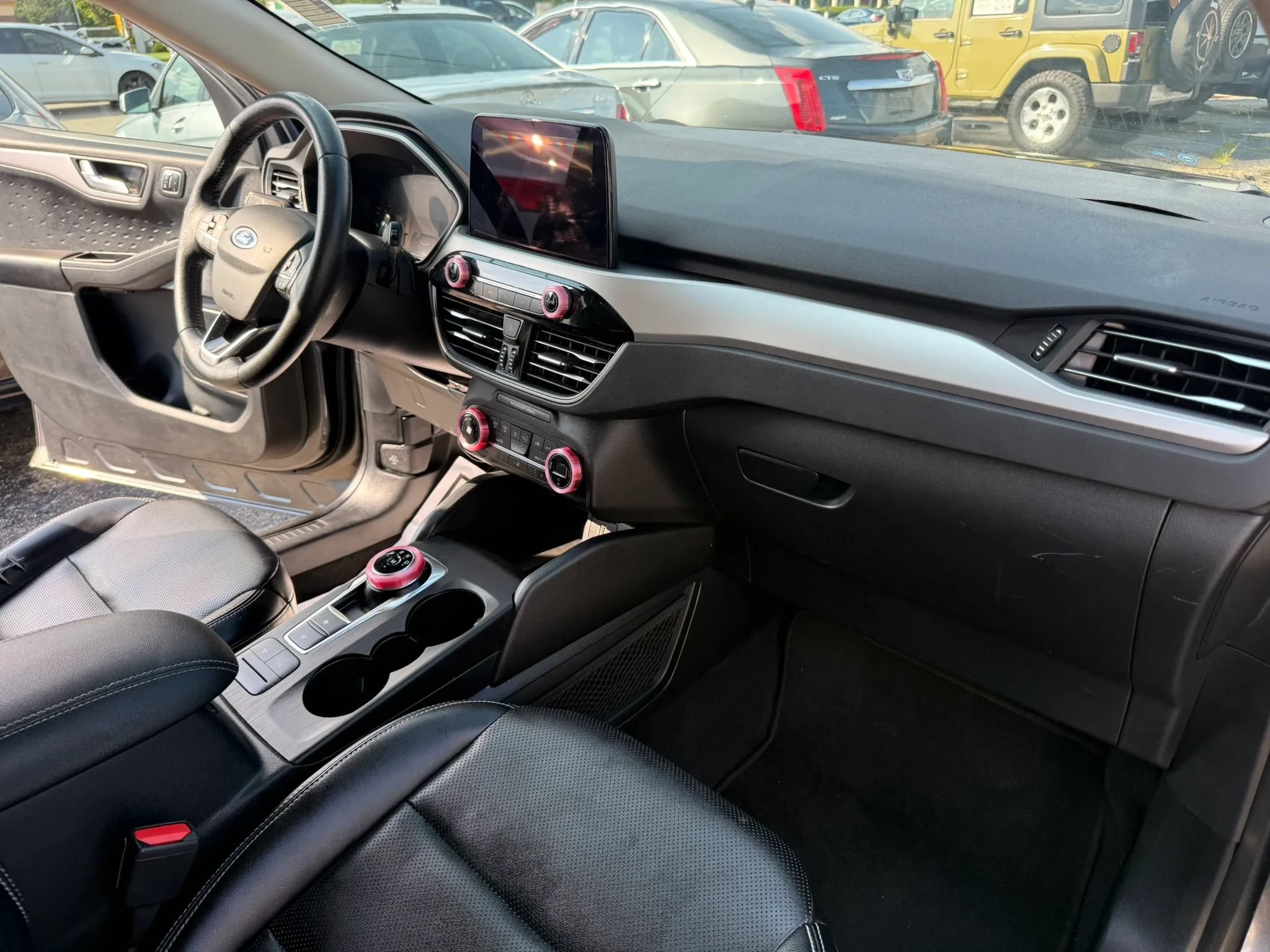 Used 2020 Ford Escape SEL AWD/4WD image 22